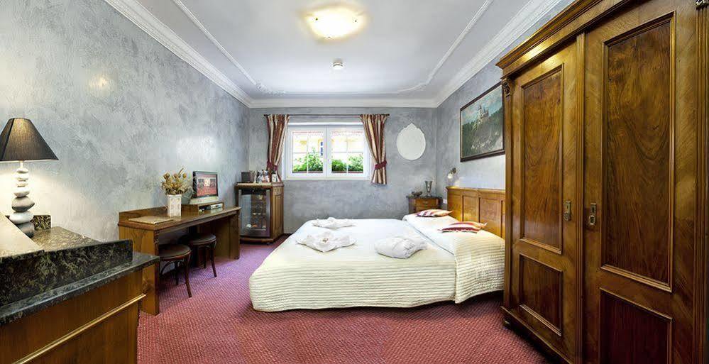 Hotel Karlstejn & Spa Екстериор снимка